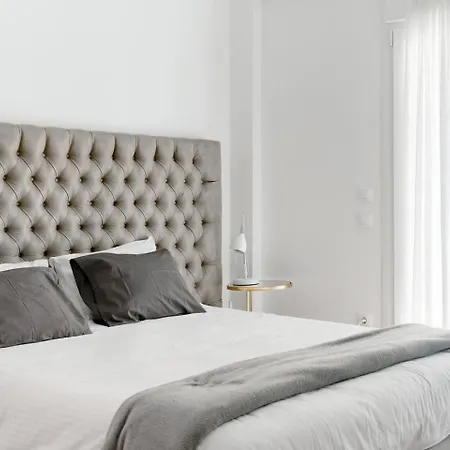 Bright And Roomy Apartment, In The Heart Of Atina Dış mekan fotoğraf