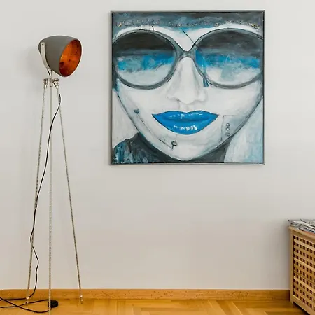 Bright And Roomy Apartment, In The Heart Of Atina Dış mekan fotoğraf